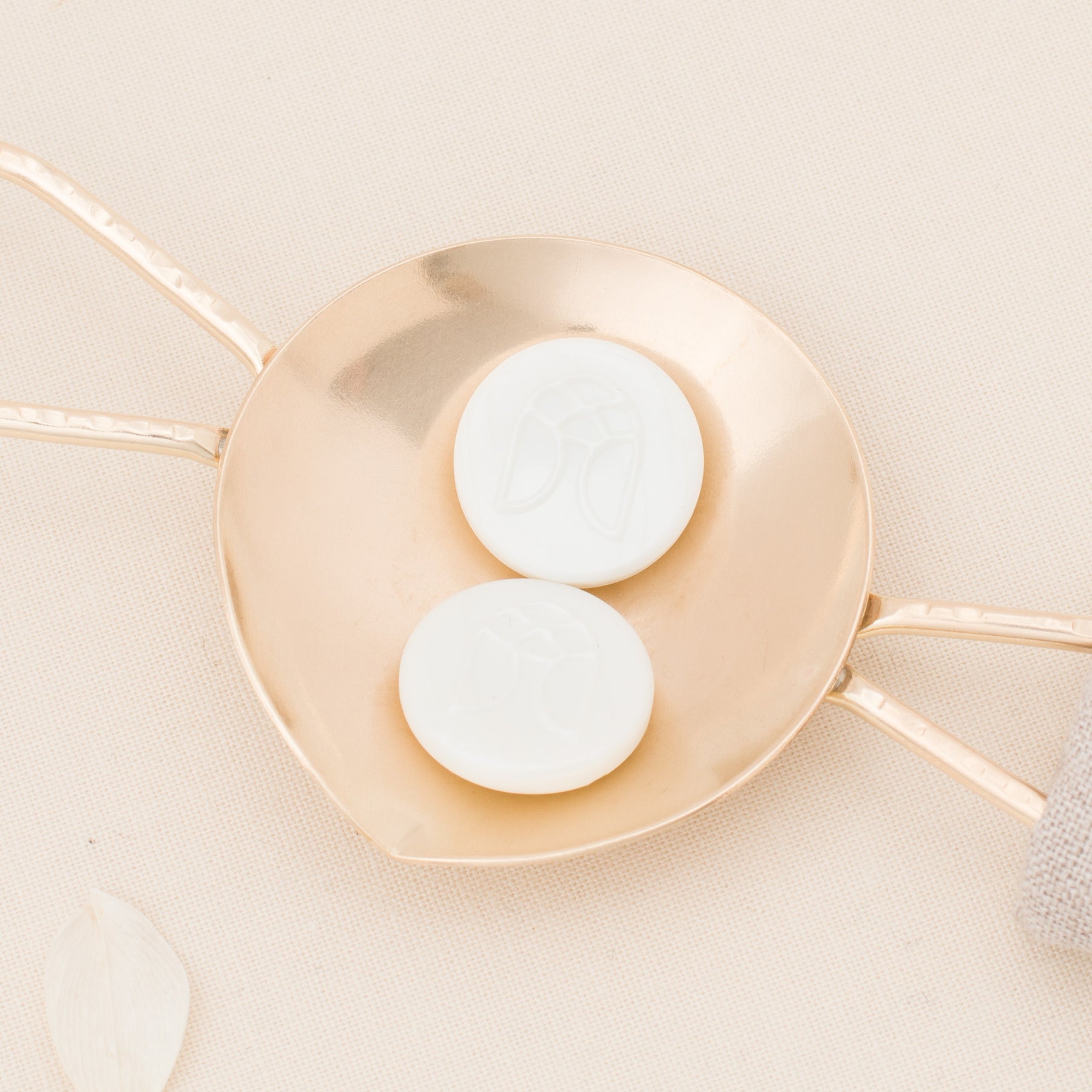 Antique Pearl Sealing Wax Beads (50 Pack)