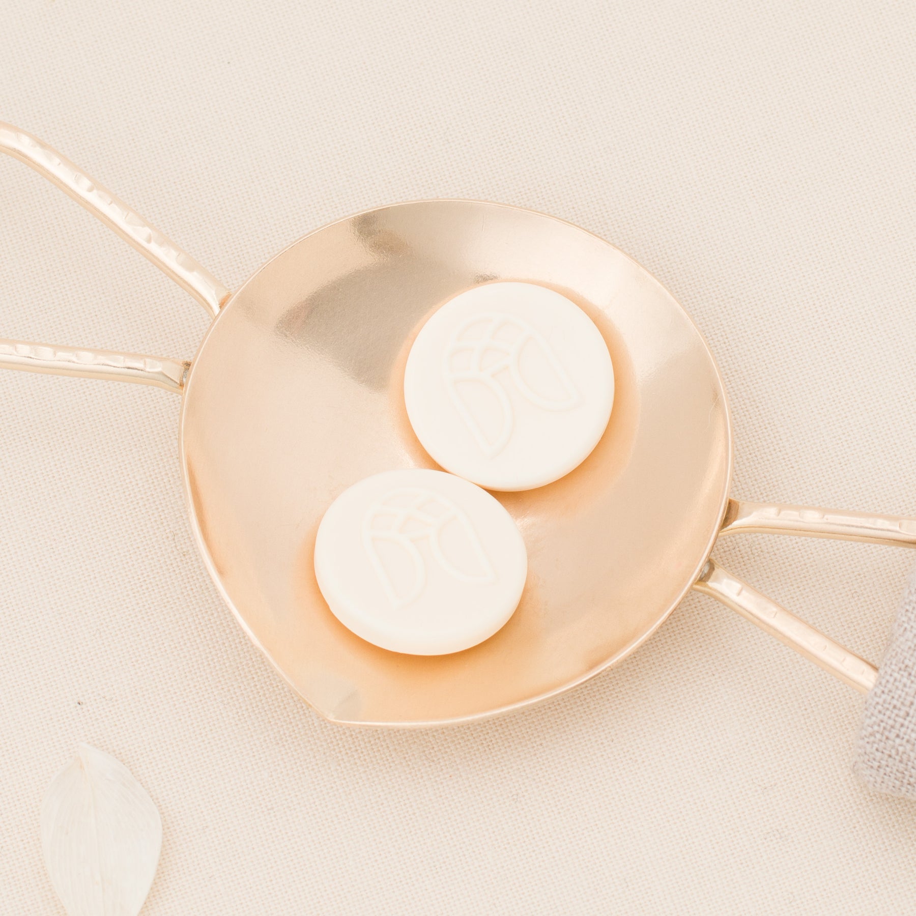 Buttercream Sealing Wax Beads (50 Pack)