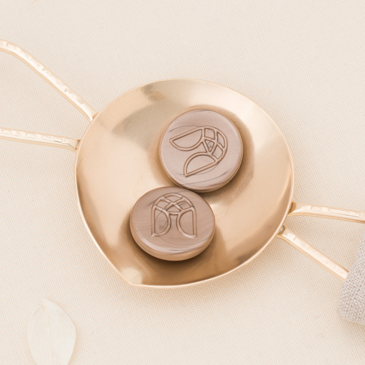 Crema Sealing Wax Beads (50 Pack)