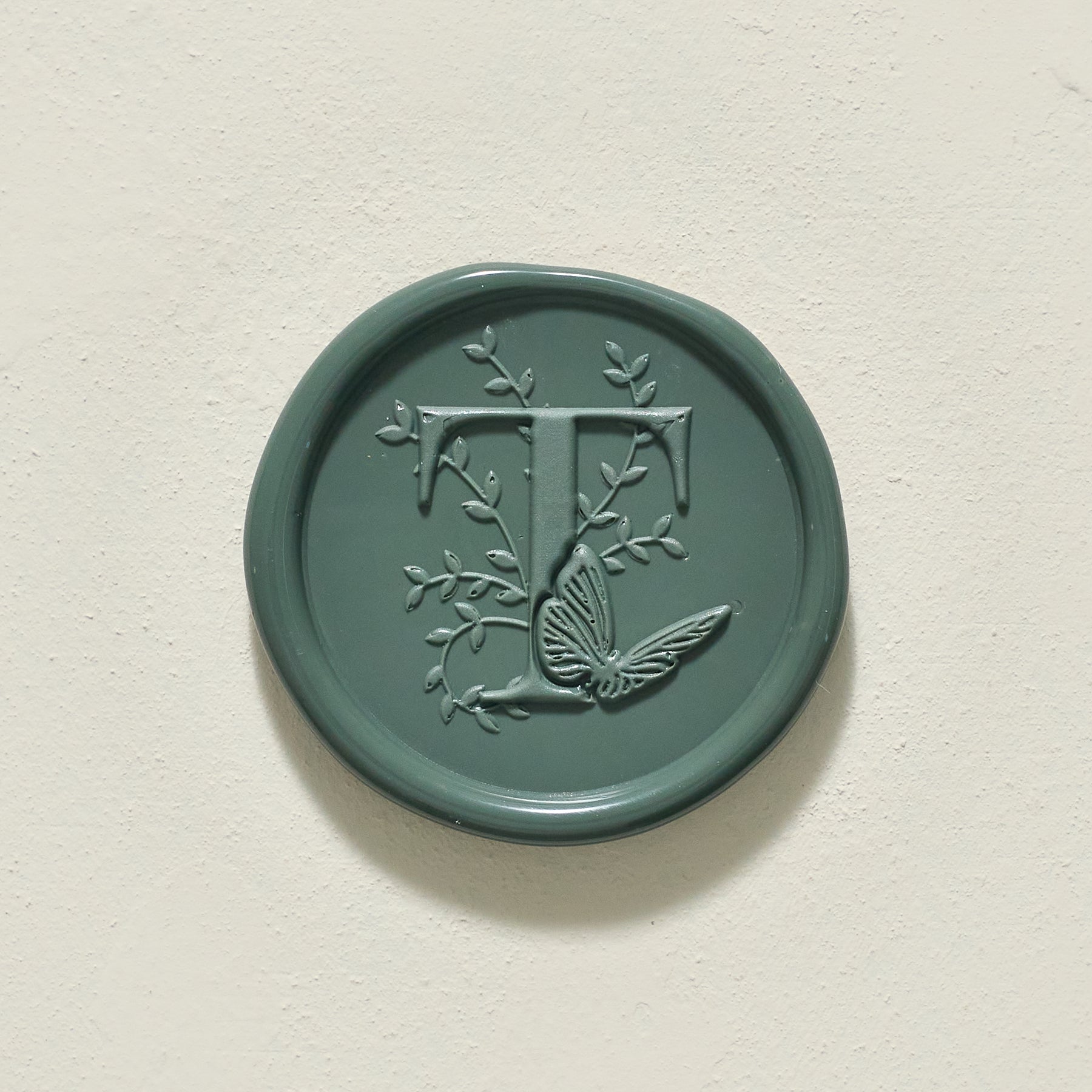 Meadow Single Initial Wax Seal