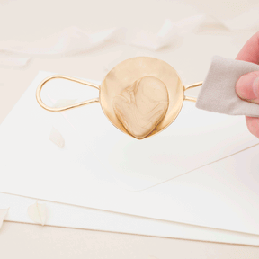 What Spoon is Best for Wax: Top Picks for Perfect Application