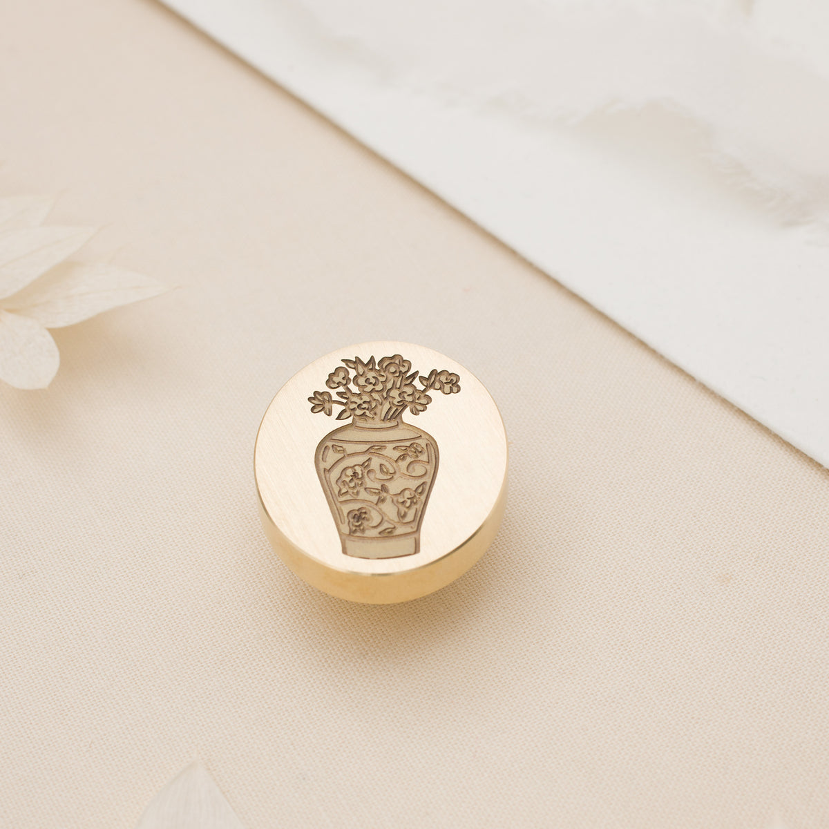 Elizabeth Vase Wax Stamp